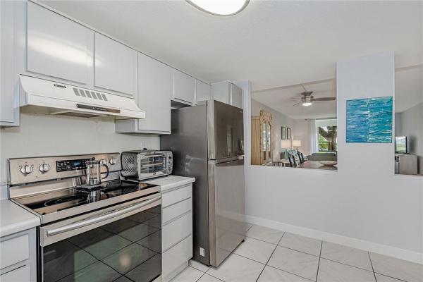 Hollybrook Golf & Tennis Club, 9720 S Hollybrook Lake Dr #109, Pembroke Pines, Florida 33025, image 1