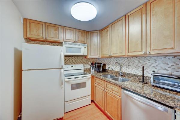 Dorset At Century Village, 237 Dorset F, Boca Raton, Florida 33434, image 2