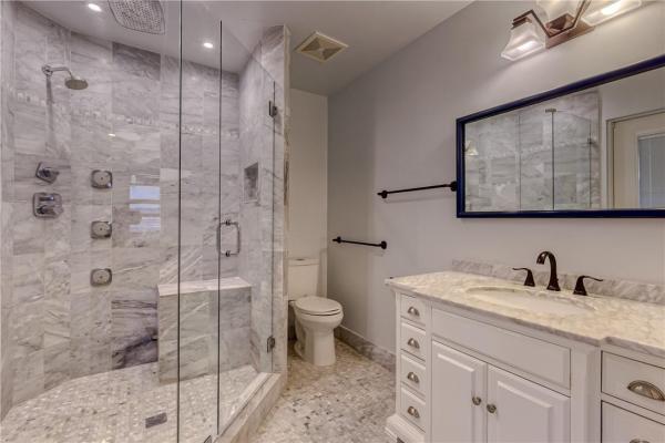 Valencia At Wilton Manors, 216 NE 23rd St, Wilton Manors, Florida 33305, image 3