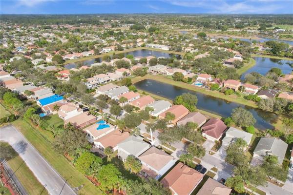 Seminole Lakes, 118 Cayo Costa Ct, Royal Palm Beach, Florida 33411, image 1