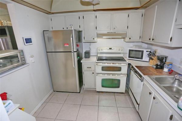Saxony At Kings Point, 127 Saxony C, Delray Beach, Florida 33446, image 2