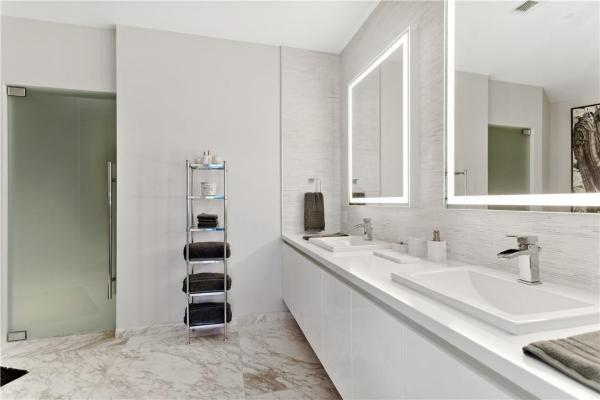 Paramount, 701 N Fort Lauderdale Beach Blvd #212, Fort Lauderdale, Florida 33304, image 2