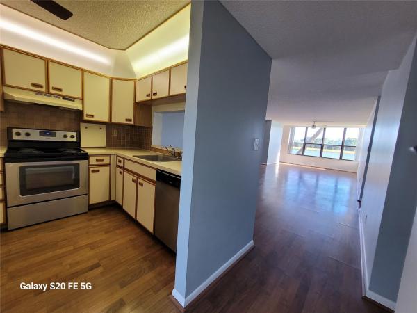 Applewood Village 2, 2767 Carambola Cir S #104, Coconut Creek, Florida 33066, image 1