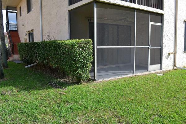 Racquet Club At Bonaventure, 331 Lakeview Dr #106, Weston, Florida 33326, image 1