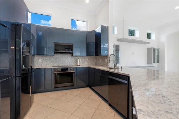 The Estates At Heron Bay, 6636 NW 127th Ter, Parkland, Florida 33076, image 2