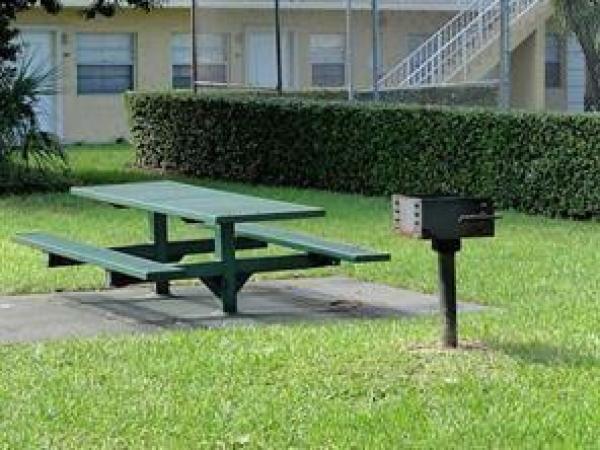 Village Park At Oakland, 5168 NE 6th Ave #431, Oakland Park, Florida 33334, image 1
