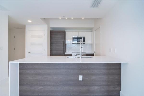 Merrick Manor, 301 Altara Ave #713, Coral Gables, Florida 33146, image 2