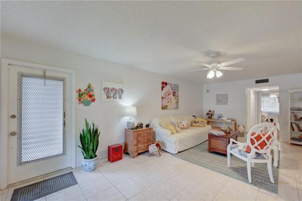 High Point Of Delray 6, 1362 High Point Way SE #B, Delray Beach, Florida 33445, image 2