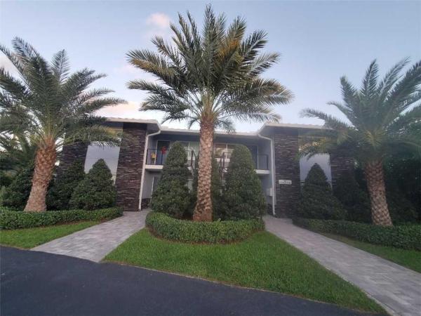Santa Barbara Shores, 830 SE 22nd Ave, Pompano Beach, Florida 33062, image 1