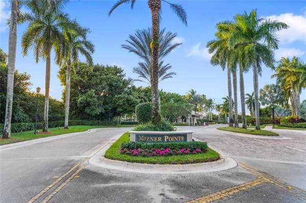 Mizner Pointe Of Boca Via Ancho, 8446 Via Serena, Boca Raton, Florida 33433, image 2