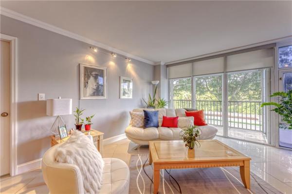 Bonavista, 3375 N Country Club Dr #101, Aventura, Florida 33180, image 1