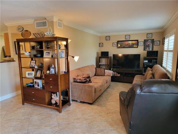 Oakbrook Village, 8240 SW 24th St #5306, North Lauderdale, Florida 33068, image 1