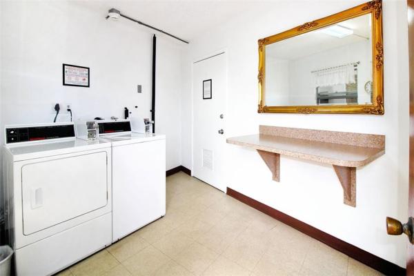 Cambridge, 2134 Cambridge F, Deerfield Beach, Florida 33442, image 1