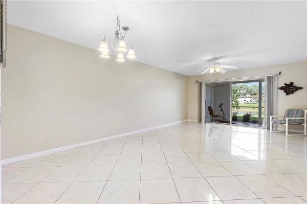Golden Lakes Village, 143 Lake Meryl Dr, West Palm Beach, Florida 33411, image 2