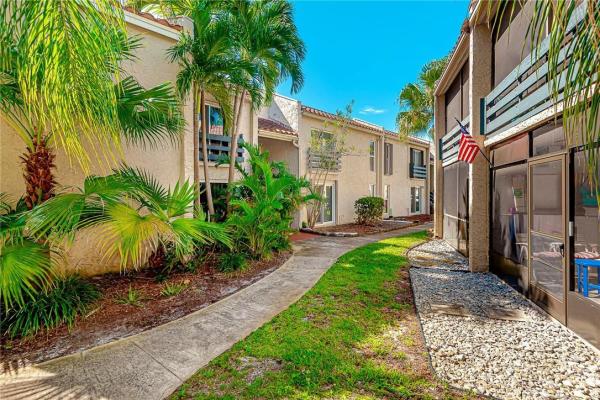 Embarcadero, 5314 NE 6th Ave #E20, Oakland Park, Florida 33334, image 1
