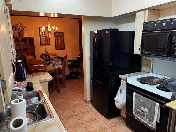 Palm Ave Highlands, 140 E 59th St, Hialeah, Florida 33013, image 2