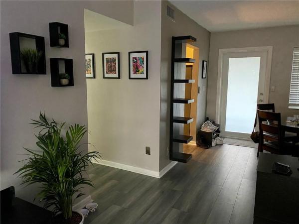 Venetian Park, 2161 NE 42nd Ct #214, Lighthouse Point, Florida 33064, image 2