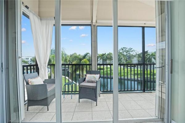 Longwood, 11811 Avenue Of The Pga, Palm Beach Gardens, Florida 33418, image 3