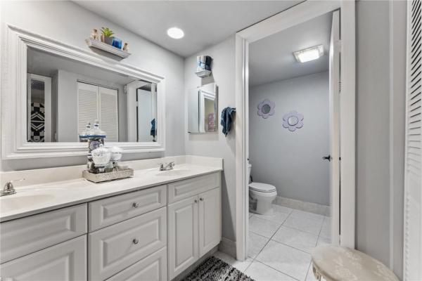 Springdale, 831 Springdale Cir, Palm Springs, Florida 33461, image 3