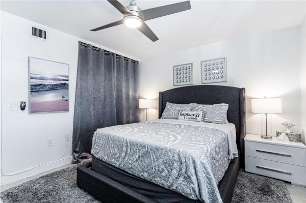 Whitehall 2 Of Pine Island Ridge, 1705 Whitehall Dr #404, Davie, Florida 33324, image 2