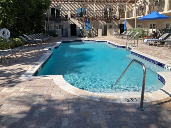 The Vue, 2011 N Ocean Blvd #305, Fort Lauderdale, Florida 33305, image 2