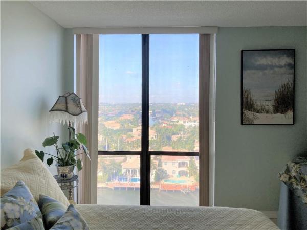 Allington Towers North, 1500 S Ocean Dr #D15, Hollywood, Florida 33019, image 2