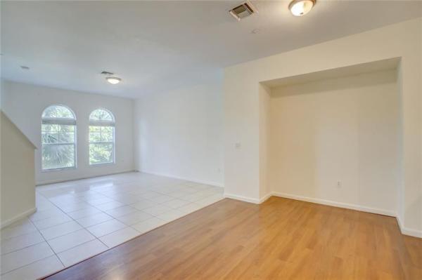 Villa Medici, 1033 NE 17th Way #402, Fort Lauderdale, Florida 33304, image 2