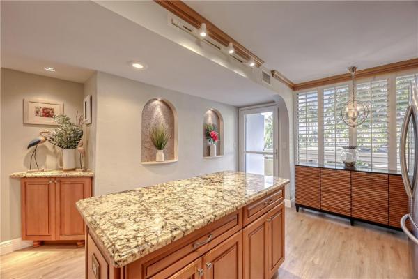 Nobel Point, 1100 SE 5th Ct #33, Pompano Beach, Florida 33060, image 3
