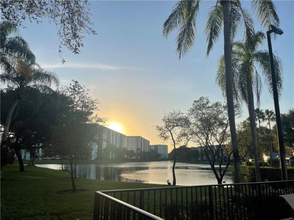 Gathering Place At Cypress Bend, 2216 N Cypress Bend Dr #205, Pompano Beach, Florida 33069, image 3