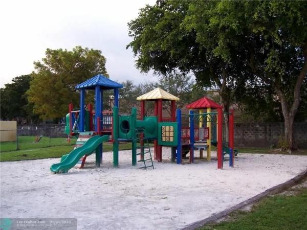 Verano At Miramar, 2165 SW 80th Ter, Miramar, Florida 33025, image 3