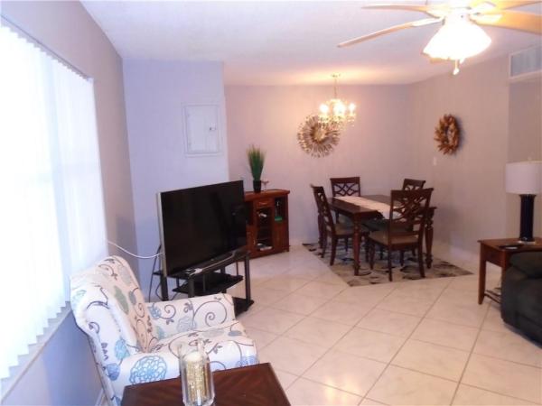 Tarelton Manor, 2100 NE 38th St #127, Lighthouse Point, Florida 33064, image 1