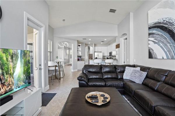 Isola Bella, 7273 Viale Sonata, Lake Worth, Florida 33467, image 1