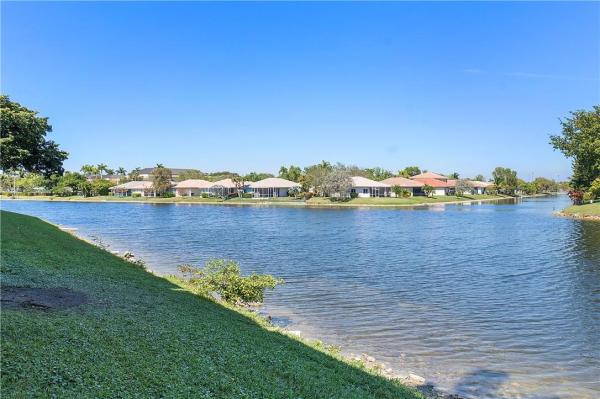 Belfort, 9661 N Belfort Cir #208, Tamarac, Florida 33321, image 1