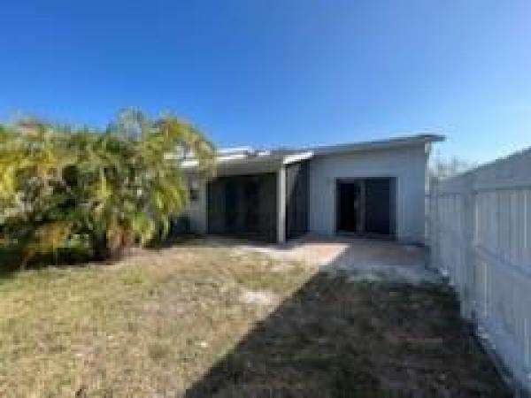 Pine Needle Park, 3229 Foxridge Ct, Palm Springs, Florida 33461, image 3