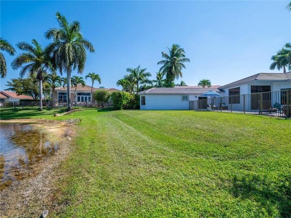 Edgewater, 2702 Edgewater Ct, Weston, Florida 33332, image 1