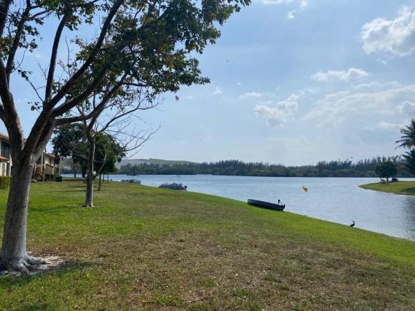 Embassy Square, 2611 Congressional Way, Deerfield Beach, Florida 33442, image 1