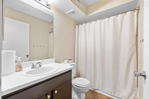 Sailboat Pointe, 2440 NW 33rd St #1810, Oakland Park, Florida 33309, image 1