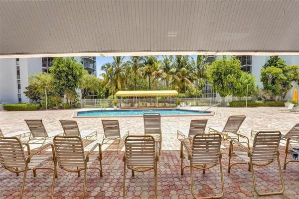 Biscaya, 20400 W Country Club Dr #707, Aventura, Florida 33180, image 1