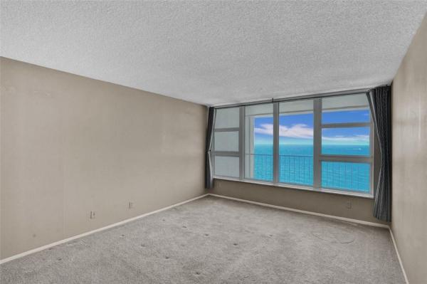 Ocean Colony, 1620 S Ocean Blvd #16-P, Lauderdale By The Sea, Florida 33062, image 3