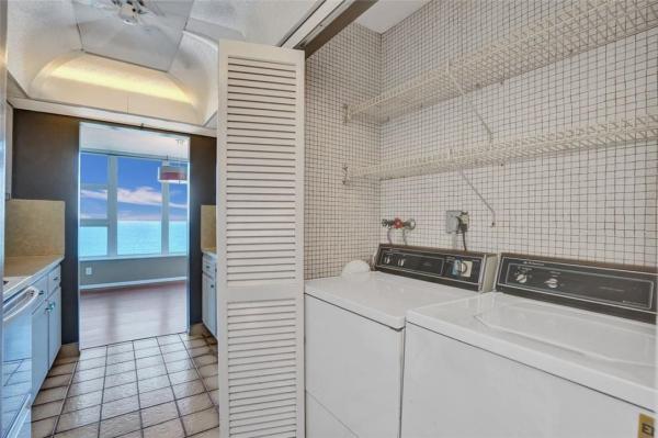 Ocean Colony, 1620 S Ocean Blvd #16-P, Lauderdale By The Sea, Florida 33062, image 2