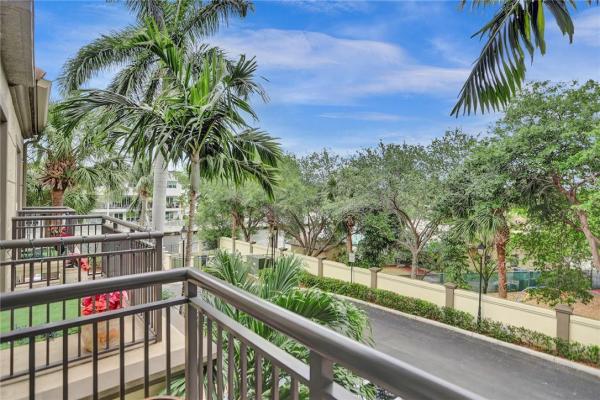 Wilton Station, 2609 NE 14th Ave #101, Wilton Manors, Florida 33334, image 2