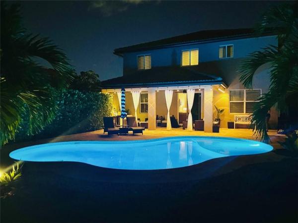 Vista Lago, 7245 Damita Dr, Lake Worth Beach, Florida 33463, image 1