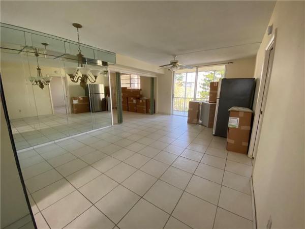 Point East, 2905 Point East Dr #L410, Aventura, Florida 33160, image 2