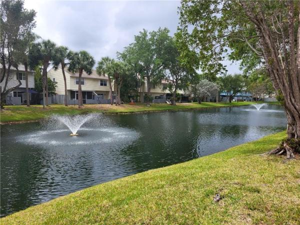 Lakebridge Townhomes, 197 SW 3rd St #197, Pompano Beach, Florida 33060, image 1