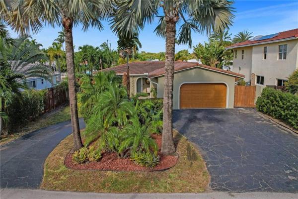 Middle River Manor, 2417 NE 19th Ave, Wilton Manors, Florida 33305, image 1