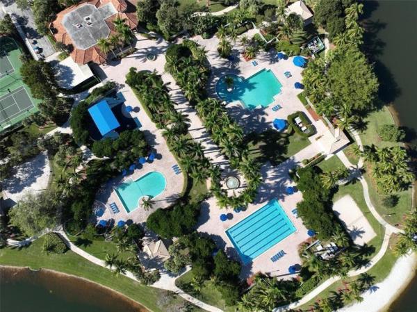 The Palms At Pembroke Isles, 809 NW 170th Ter #26, Pembroke Pines, Florida 33028, image 2