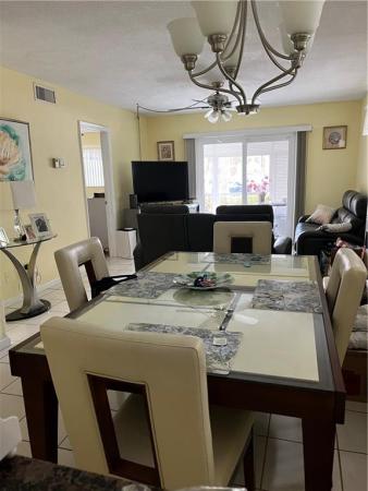 Lighthouse Point Gardens South, 2050 NE 39th St #114N, Lighthouse Point, Florida 33064, image 1