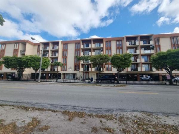 Boheme, 1075 W 68th St #112, Hialeah, Florida 33014, image 1