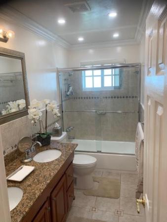 North Dade Country Club Village, 900 NW 207th St, Miami Gardens, Florida 33169, image 2