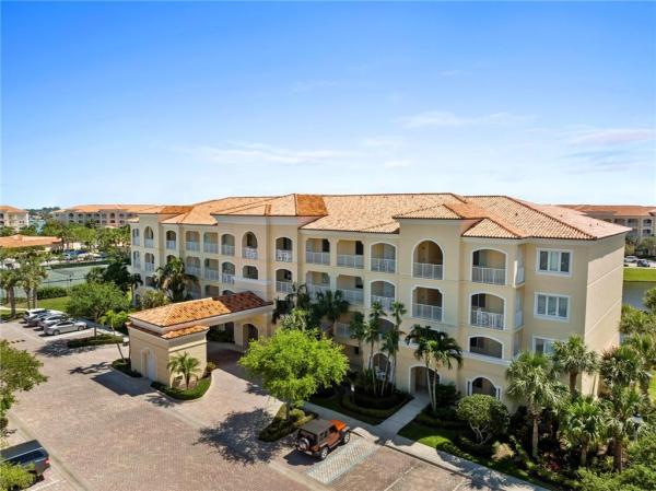 Harbour Isle East, 2 Harbour Isle Dr #202, Fort Pierce, Florida 34949, image 1